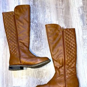Tall Brown leather boots